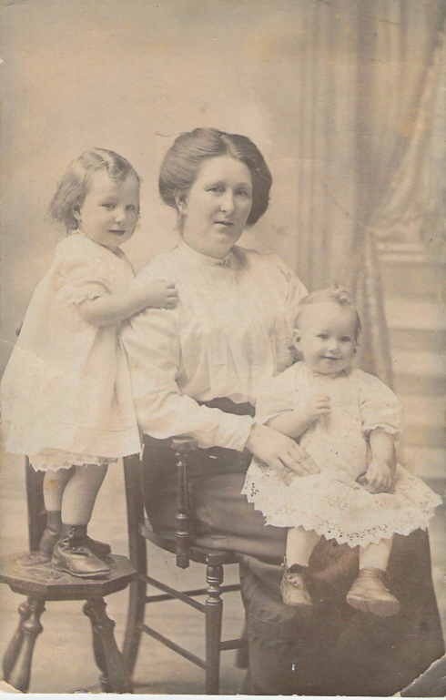 Elizabeth Black, 1914, Belfast